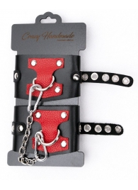 Черные наручники с красным декором и заклепками - Crazy Handmade - купить с доставкой в Невинномысске