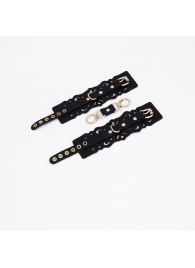 Черные кожаные наручники с узорами и золотистой фурнитурой - Crazy Handmade - купить с доставкой в Невинномысске