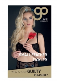 Пластиковая метелочка с красными пёрышками Small Feather Tickler - 32 см. - Blush Novelties - купить с доставкой в Невинномысске