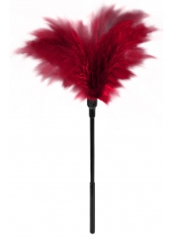 Пластиковая метелочка с красными пёрышками Small Feather Tickler - 32 см. - Blush Novelties - купить с доставкой в Невинномысске