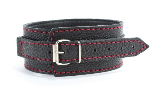 Черный ошейник из натуральной кожи с красной строчкой и заклепками - БДСМ Арсенал - купить с доставкой в Невинномысске